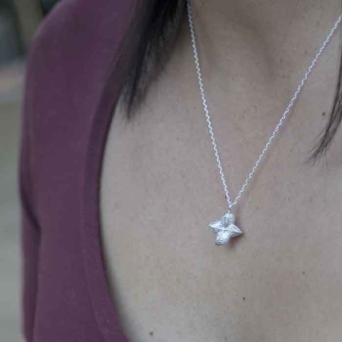 Collaret de flor | Artemisa